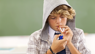 E-Cigarettes Tempt Young People to Smoke Tobacco Cigarettes E-Cigarettes Tempt Young People to Smoke Tobacco Cigarettes