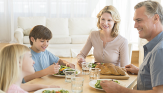 Family Dinners Help Protect Kids Against Impact of Cyberbullying Family Dinners Help Protect Kids Against Impact of Cyberbullying