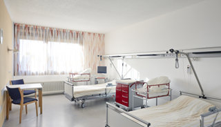 Aesthetics of Psychiatric Facilities Influences Use of Restraints Aesthetics of Psychiatric Facilities Influences Use of Restraints