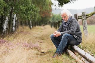 Elderly patients with major depressive disorder taking fluoxetine may experience lower drug efficacy compared with nonelderly adults. Elderly patients with major depressive disorder taking fluoxetine may experience lower drug efficacy compared with nonelderly adults.