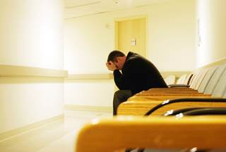 Perceptions of the organ donation experience vary between relatives who decide to donate their relative's organs and those who do not. Perceptions of the organ donation experience vary between relatives who decide to donate their relative's organs and those who do not.