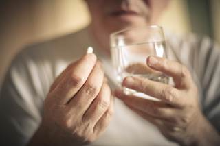 The researchers observed no significant difference in outcomes between groups while patients were on treatment. The researchers observed no significant difference in outcomes between groups while patients were on treatment.