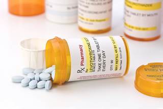 Mixed depression/mania and euthymia were significantly improved in patients treated with levothyroxine. Mixed depression/mania and euthymia were significantly improved in patients treated with levothyroxine.