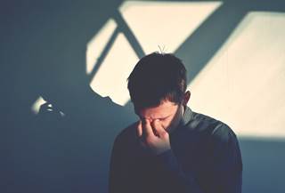 Patients with bipolar disorder face a risk for suicide that is up to 20 times greater than that of the general population. Patients with bipolar disorder face a risk for suicide that is up to 20 times greater than that of the general population.
